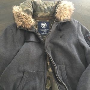 Super warm hoodie from American Eagle 🦅